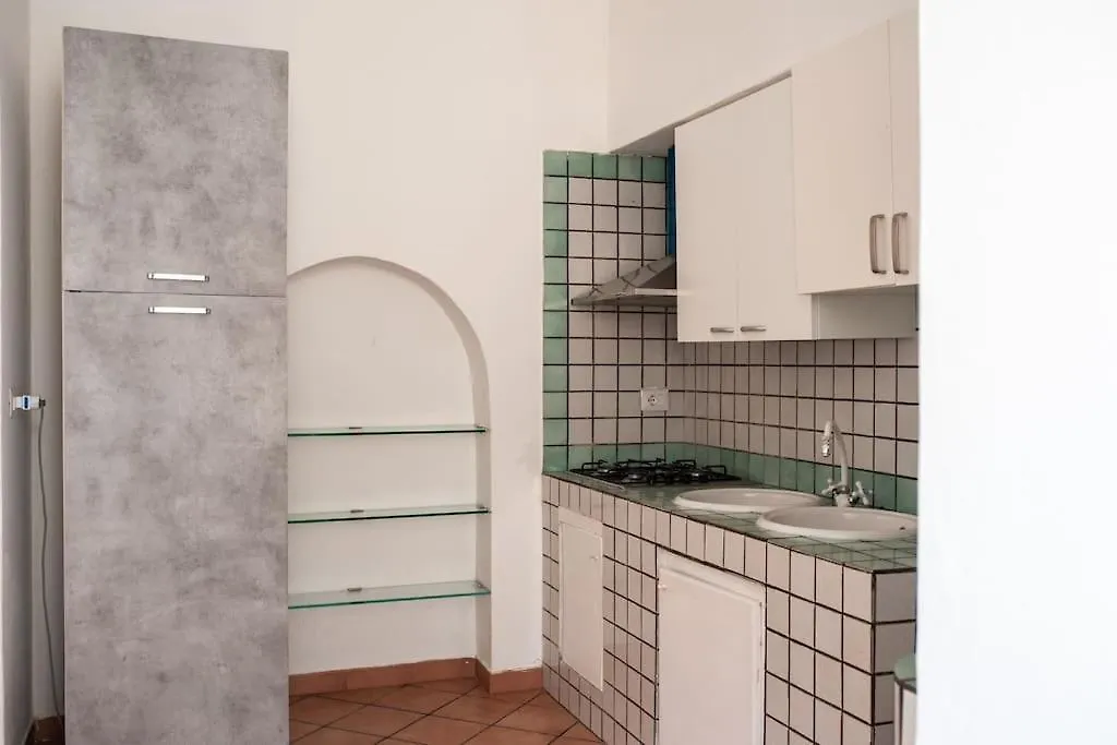 Leopardi Apartment 7 アルゲーロ