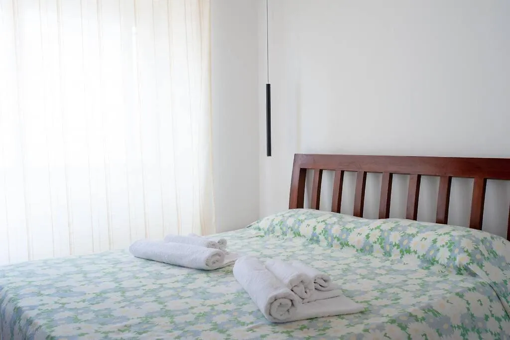 Leopardi Apartment 7 Alghero 0*,